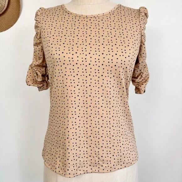 Jules & Leopold Women's Half Sleeve Ruched Top Womens Sz Small Beige Nude - Picture 1 of 9